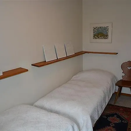 Sleeps 6 Wifi *